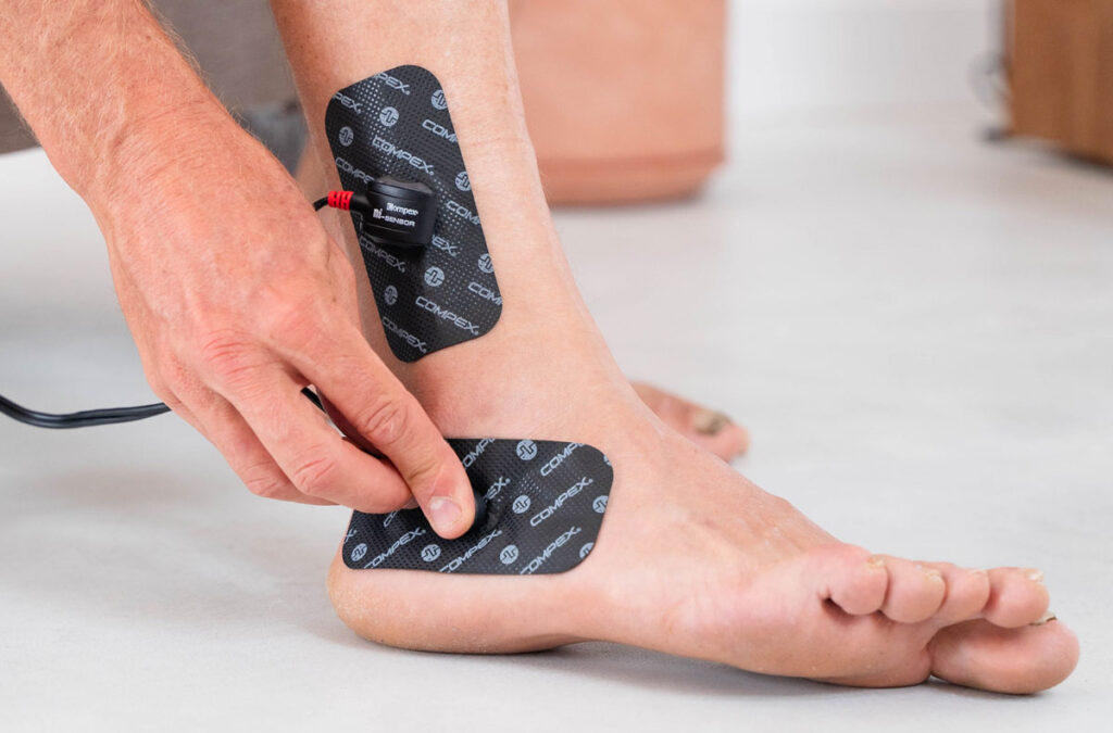 How to Treat an Ankle Sprain with Electrostimulation Compex